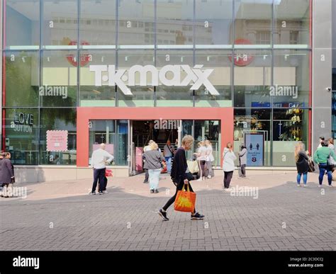 tk maxx sutton surrey.